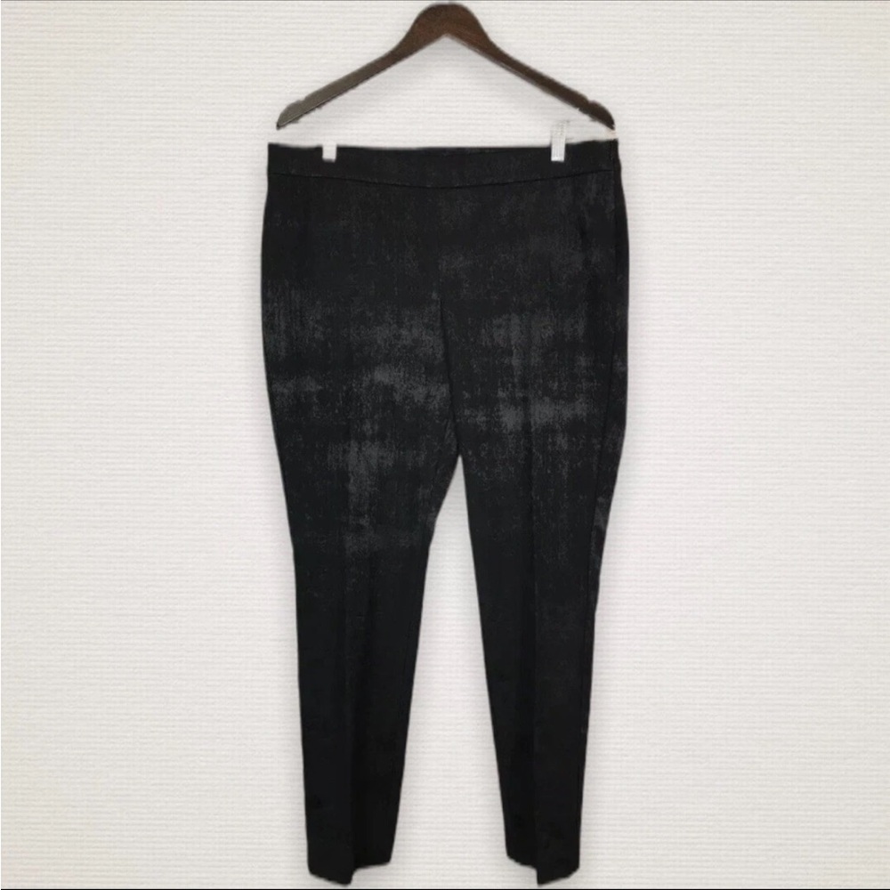 Woman's Eileen Fisher Size 14 Woven Printed Sheen Mix Ankle Trouser Black